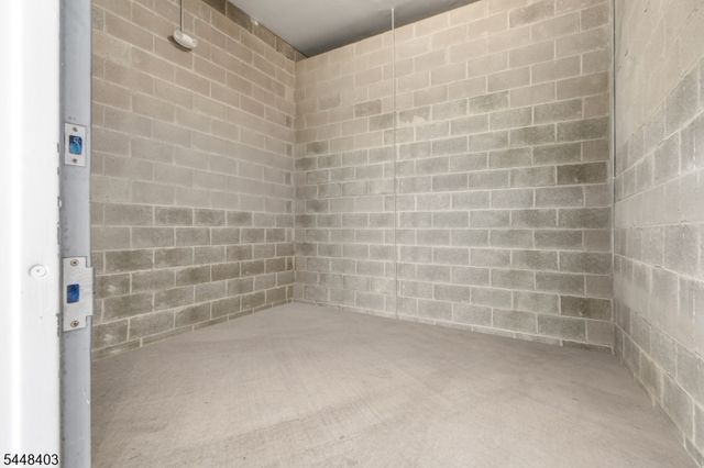 90 Clinton Ave 407, Newark City, NJ 07114