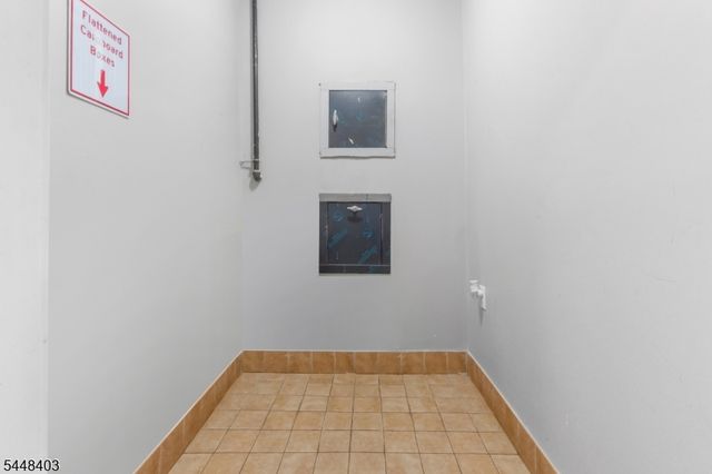 90 Clinton Ave 407, Newark City, NJ 07114