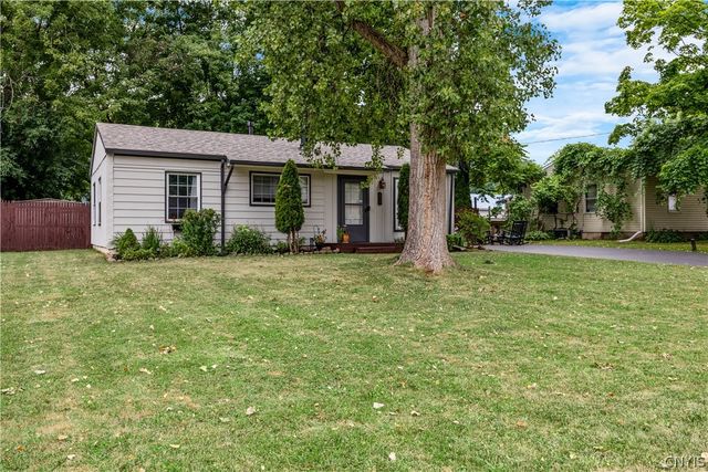 221 Bump Drive, Van Buren, NY 13209