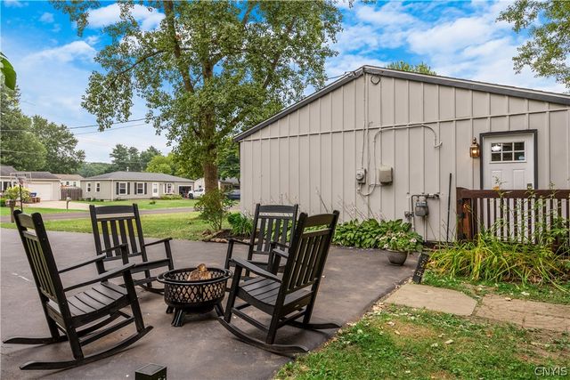 221 Bump Drive, Van Buren, NY 13209