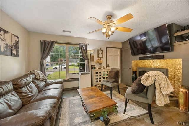 221 Bump Drive, Van Buren, NY 13209