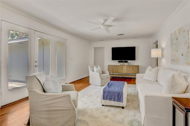 4606 Waynesboro Drive, Houston, TX 77035