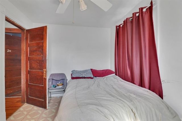 78 Governor St, Springfield, MA 01104