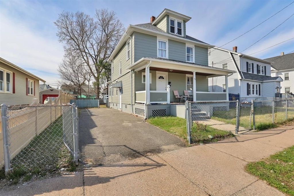 78 Governor St, Springfield, MA 01104