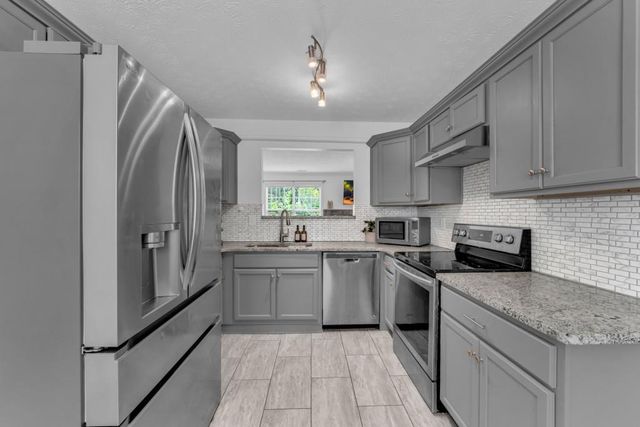 4255 Maple Valley Drive, Cumming, GA 30040