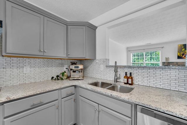 4255 Maple Valley Drive, Cumming, GA 30040