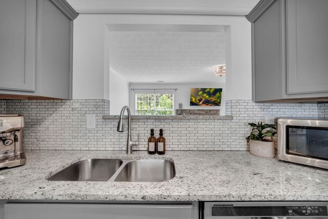 4255 Maple Valley Drive, Cumming, GA 30040