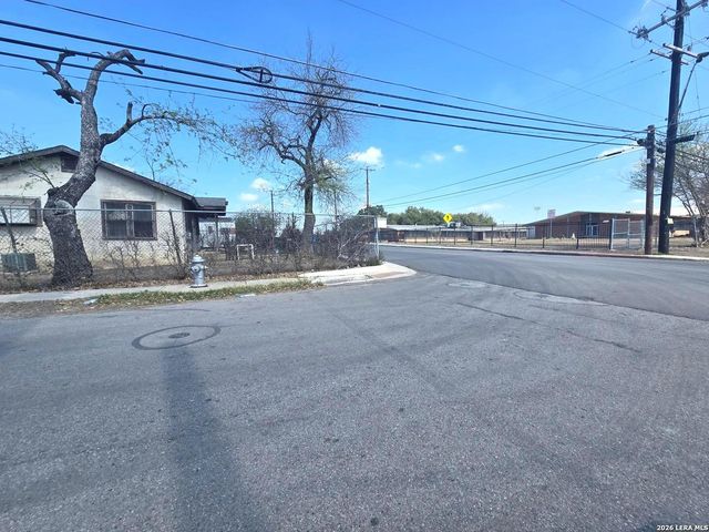 403 N San Felipe, San Antonio, TX 78228