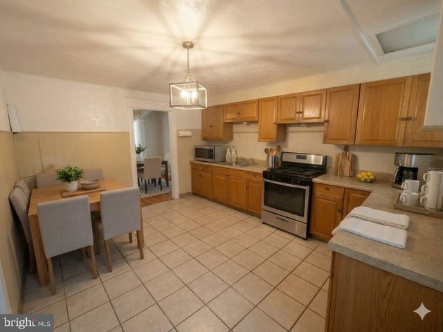 6216 N 17TH ST, Philadelphia, PA 19141