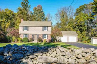 29 Depot Road, Stratham, NH 03885