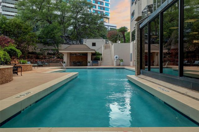 2001 Holcombe Boulevard 504, Houston, TX 77030