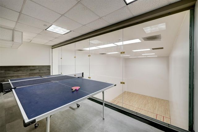 2001 Holcombe Boulevard 504, Houston, TX 77030