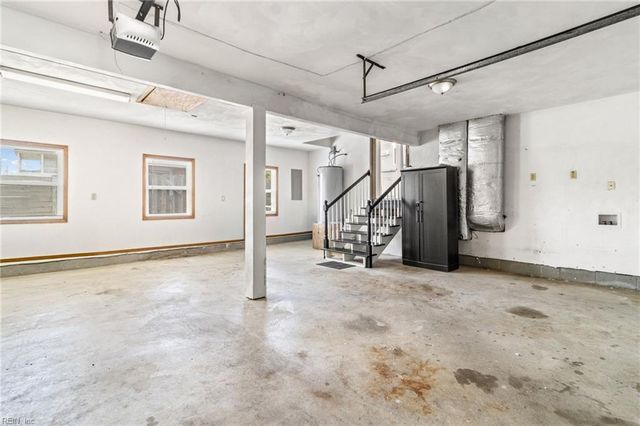 1270 W Ocean View AVE, Norfolk, VA 23503