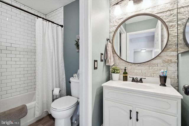 1312 BAINBRIDGE ST, Philadelphia, PA 19147