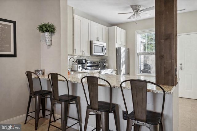 1312 BAINBRIDGE ST, Philadelphia, PA 19147