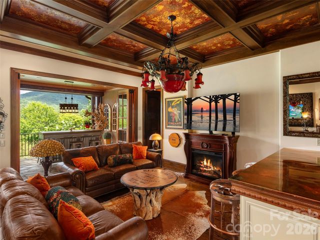 26 Village Oak Drive, Arden, NC 28704