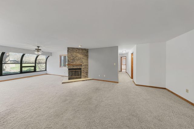 2027 Ashbury Lane 2, Schererville, IN 46375