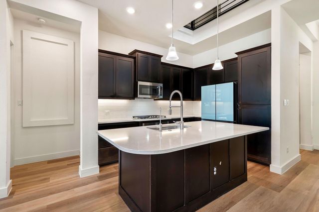 306 Cartwheel BND 130, Austin, TX 78738