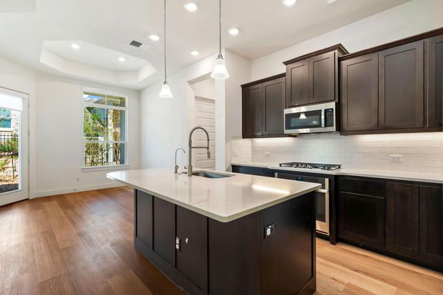 306 Cartwheel BND 130, Austin, TX 78738