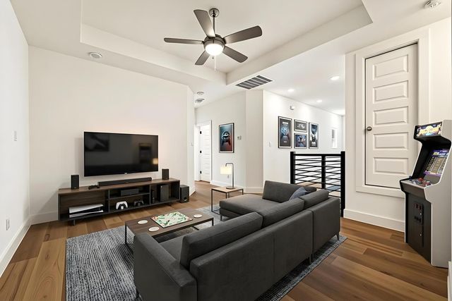 306 Cartwheel BND 130, Austin, TX 78738