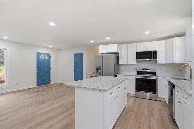 120 Acorn Drive, Dallas, GA 30157