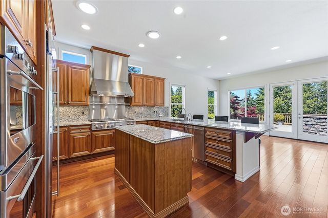 24328 NE 123rd Lane, Redmond, WA 98053
