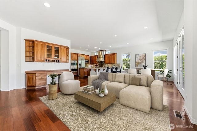 24328 NE 123rd Lane, Redmond, WA 98053