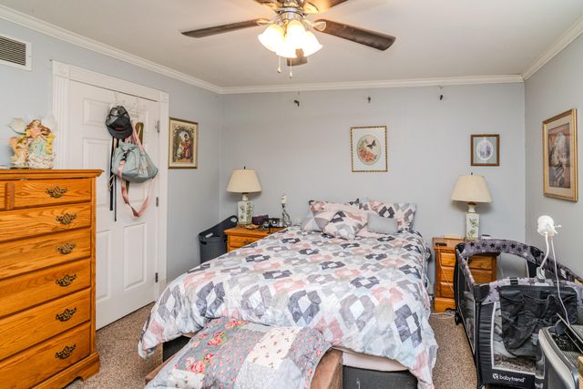 632 Mooreland Avenue, Harrodsburg, KY 40330