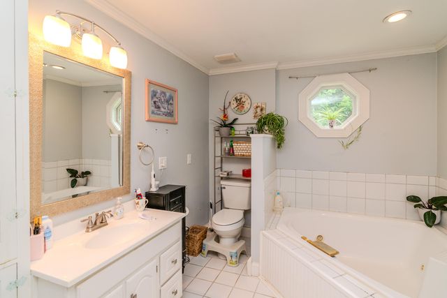 632 Mooreland Avenue, Harrodsburg, KY 40330