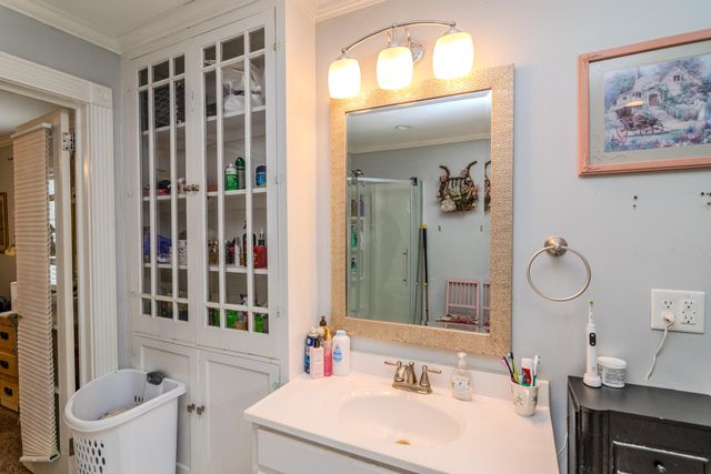 632 Mooreland Avenue, Harrodsburg, KY 40330