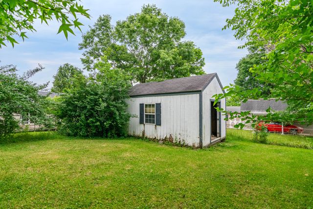 632 Mooreland Avenue, Harrodsburg, KY 40330