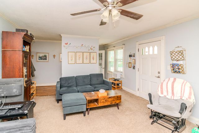 632 Mooreland Avenue, Harrodsburg, KY 40330
