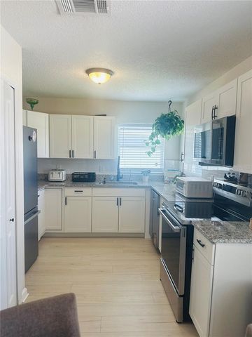 340 EDGEWOOD COURT, Kissimmee, FL 34759