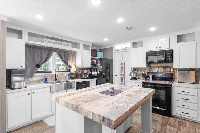 18625 DEASON DRIVE, Spring Hill, FL 34610