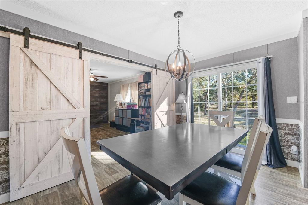 Image 11 of property listing at 18625 DEASON DRIVE, Spring Hill, FL 34610