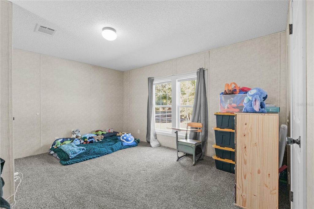 Image 24 of property listing at 18625 DEASON DRIVE, Spring Hill, FL 34610