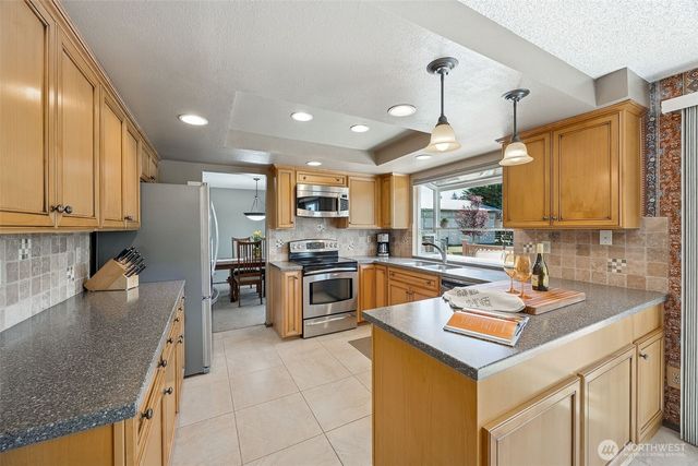 12009 239th Avenue Ct E, Buckley, WA 98321