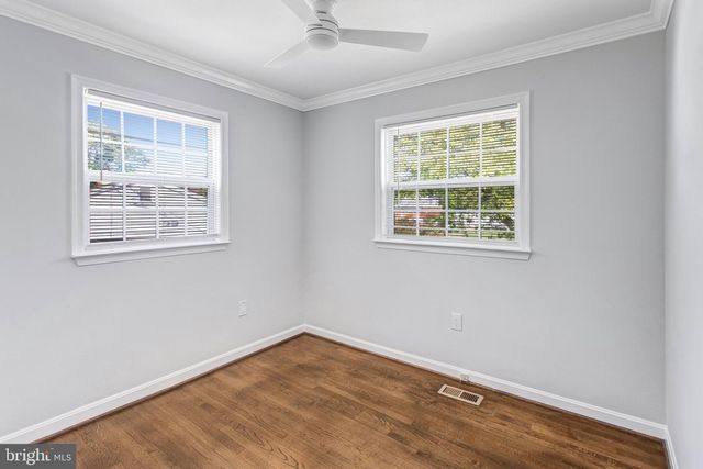 9703 FAIRMONT AVE, Manassas, VA 20109