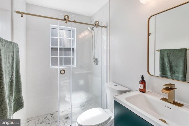 9703 FAIRMONT AVE, Manassas, VA 20109