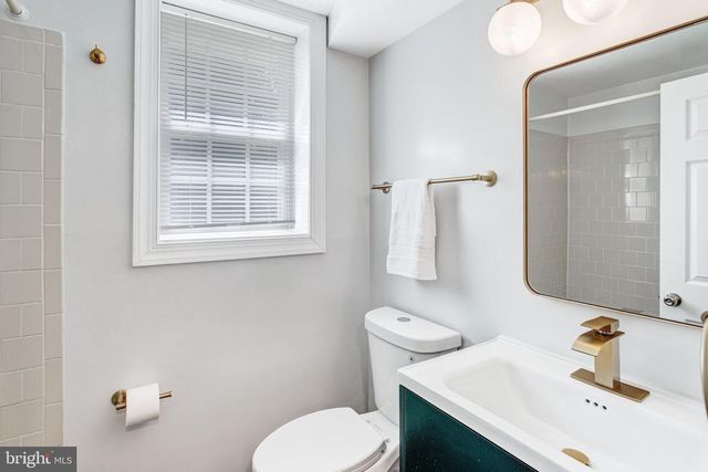 9703 FAIRMONT AVE, Manassas, VA 20109