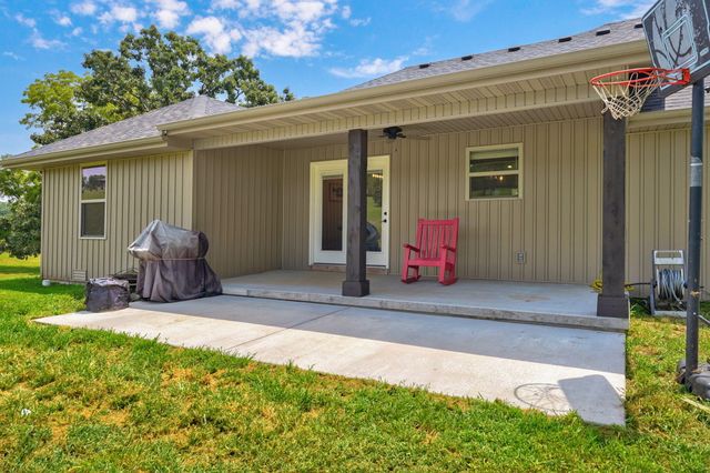742 Azalea Lane, Clever, MO 65631