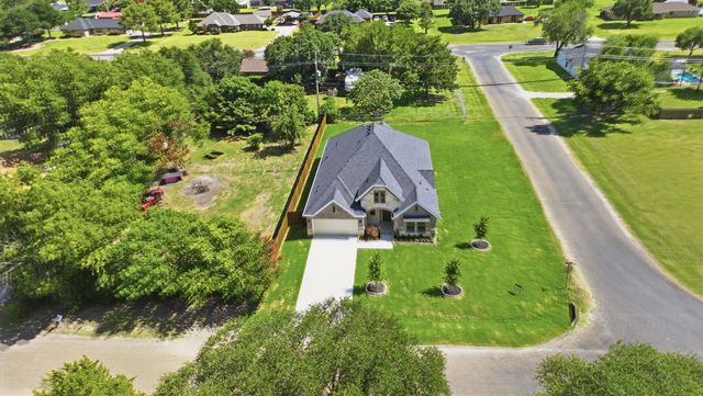 1202 Azalea Lane, Waxahachie, TX 75165