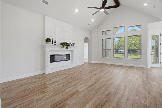 1202 Azalea Lane, Waxahachie, TX 75165