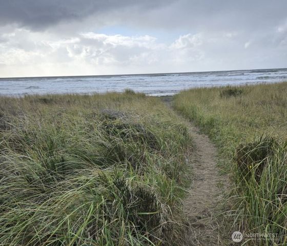 437 Dune Crest, Westport, WA 98595