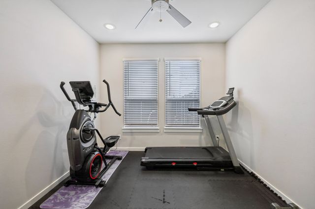 1601 Thunderbird Drive, Fort Worth, TX 76052