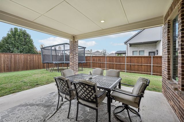 1601 Thunderbird Drive, Fort Worth, TX 76052