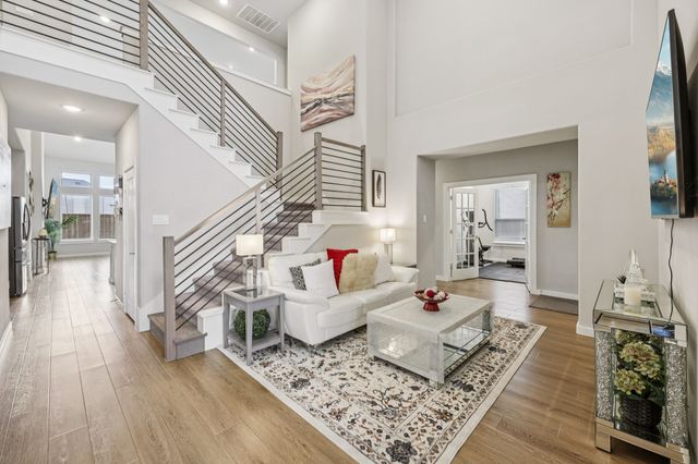 1601 Thunderbird Drive, Fort Worth, TX 76052