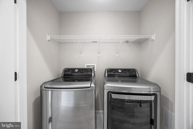 915 GRUNDY ST, Baltimore, MD 21224