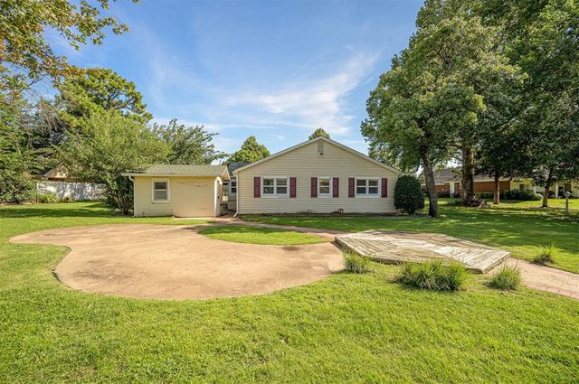 9108 Wonga Drive, Midwest City, OK 73130