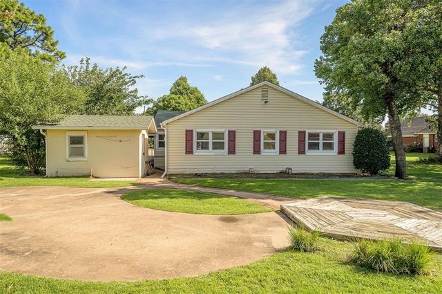 9108 Wonga Drive, Midwest City, OK 73130